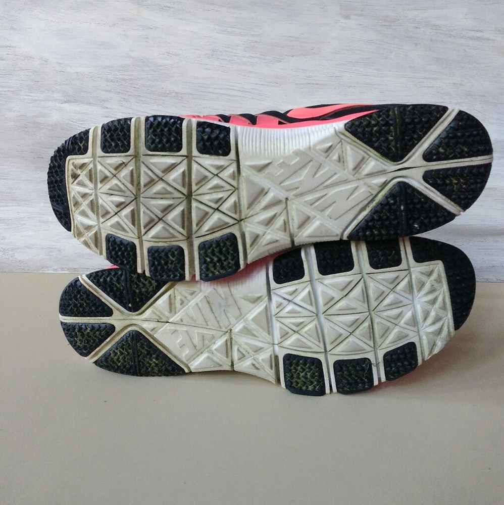 Nike Free Trainer 5.0 'Black Atomic Red' - Picture 8 of 10
